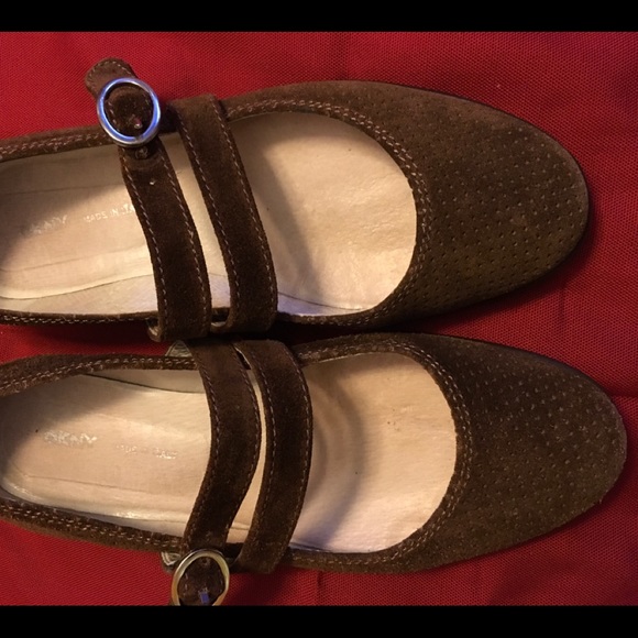 dkny suede shoes
